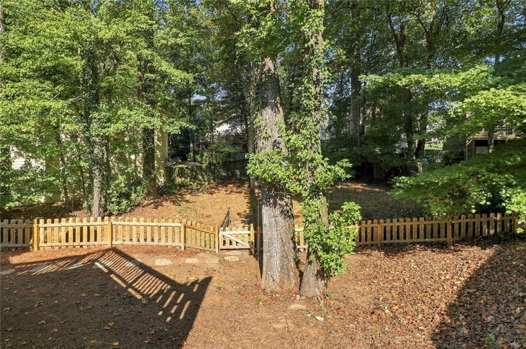 4860 Hampton Square Drive Property Photo 34