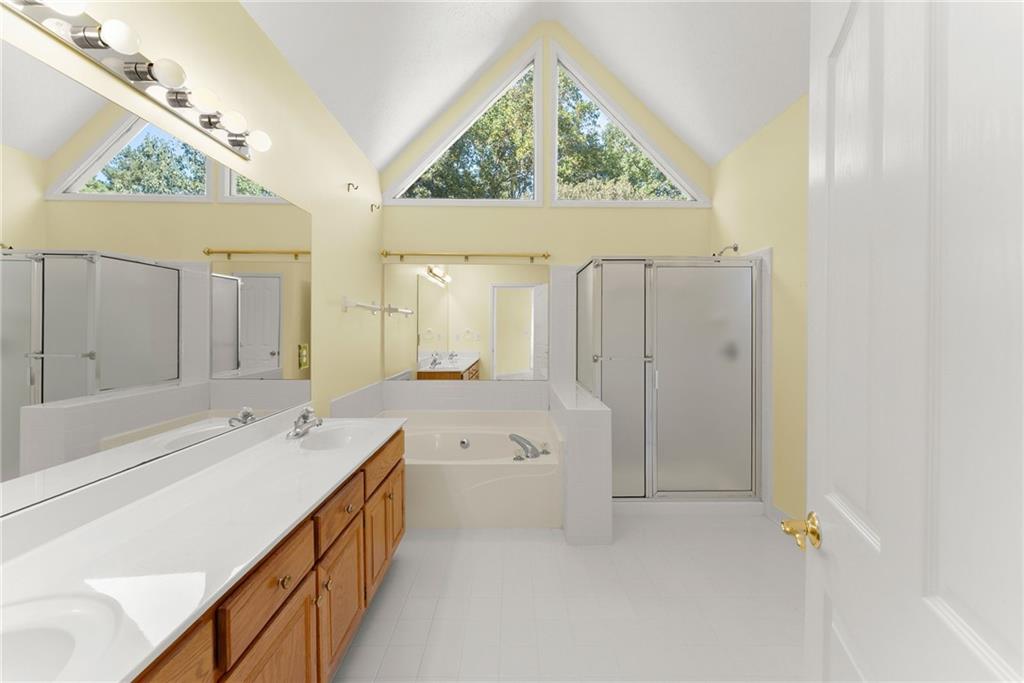 2015 Ashton Pointe Drive Property Photo 24