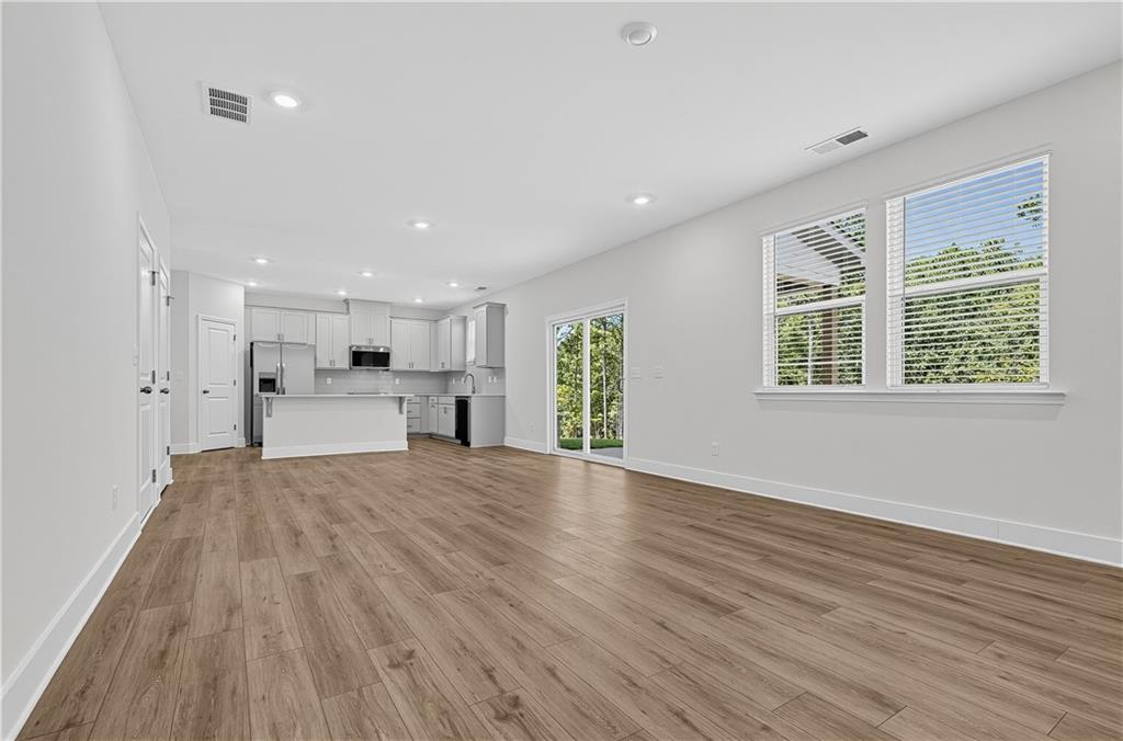 3553 Shire Park Property Photo 4