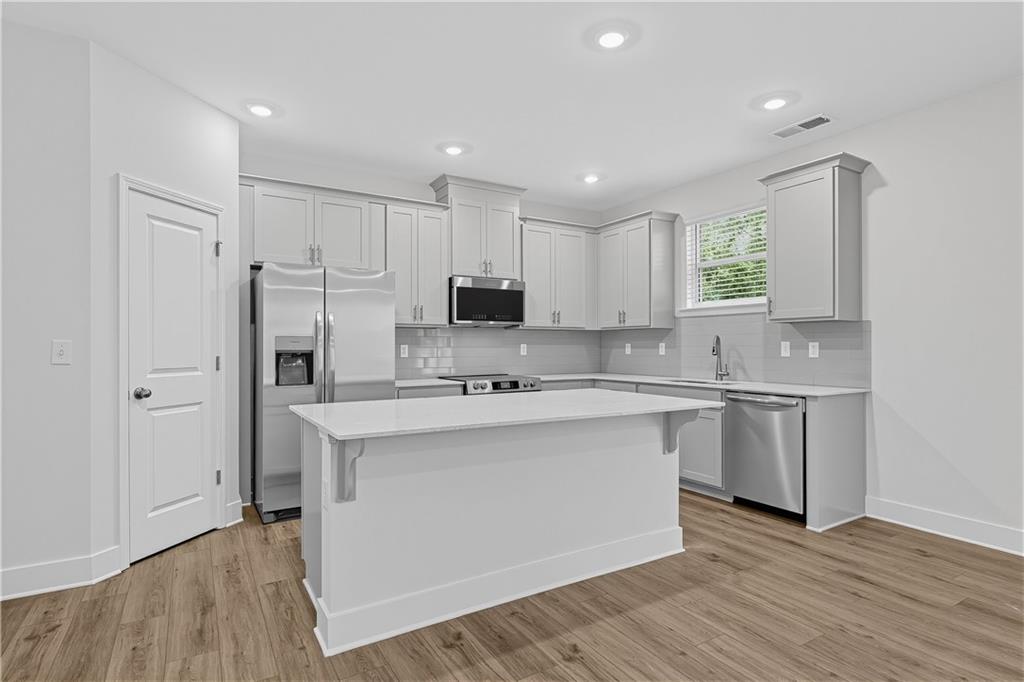 3553 Shire Park Property Photo 11
