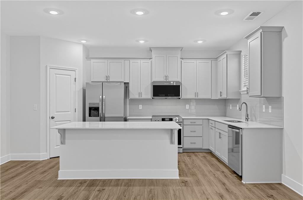 3553 Shire Park Property Photo 12