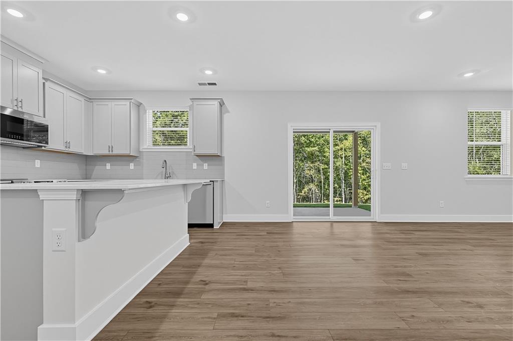3553 Shire Park Property Photo 13