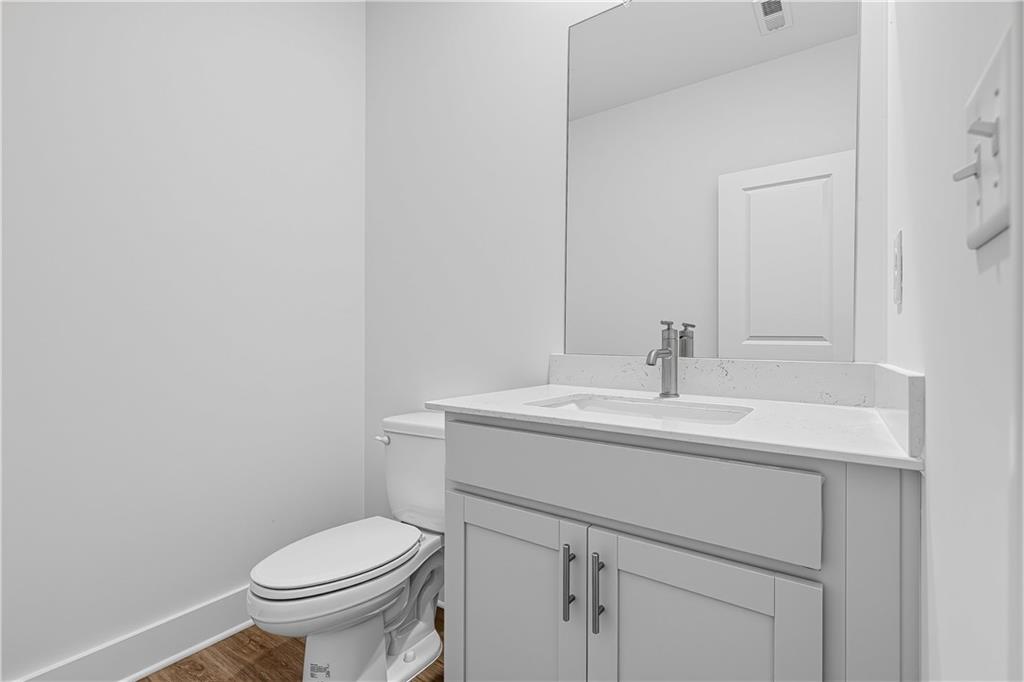 3553 Shire Park Property Photo 14