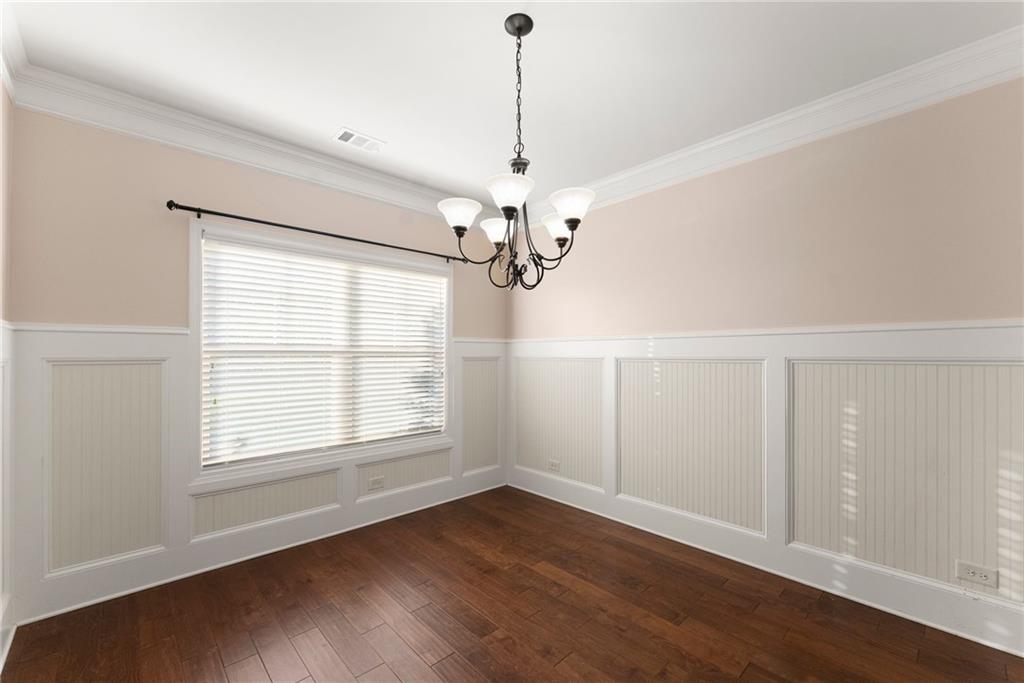 334 Red Cap Circle Property Photo 3