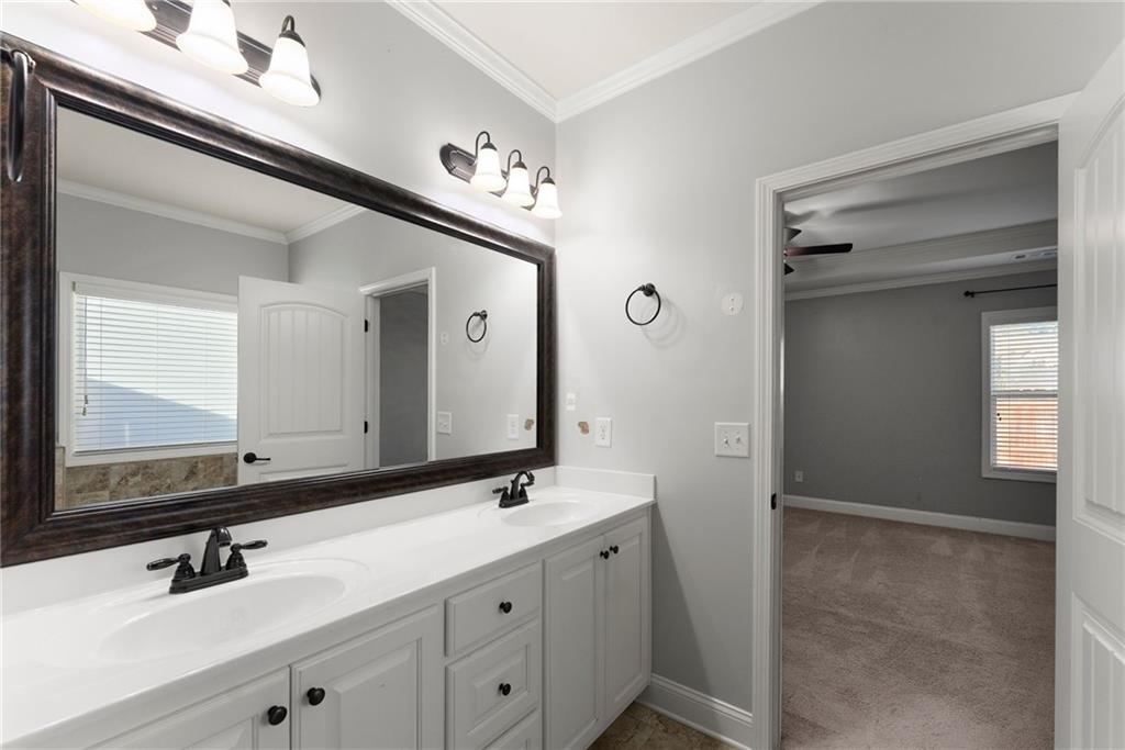 334 Red Cap Circle Property Photo 15