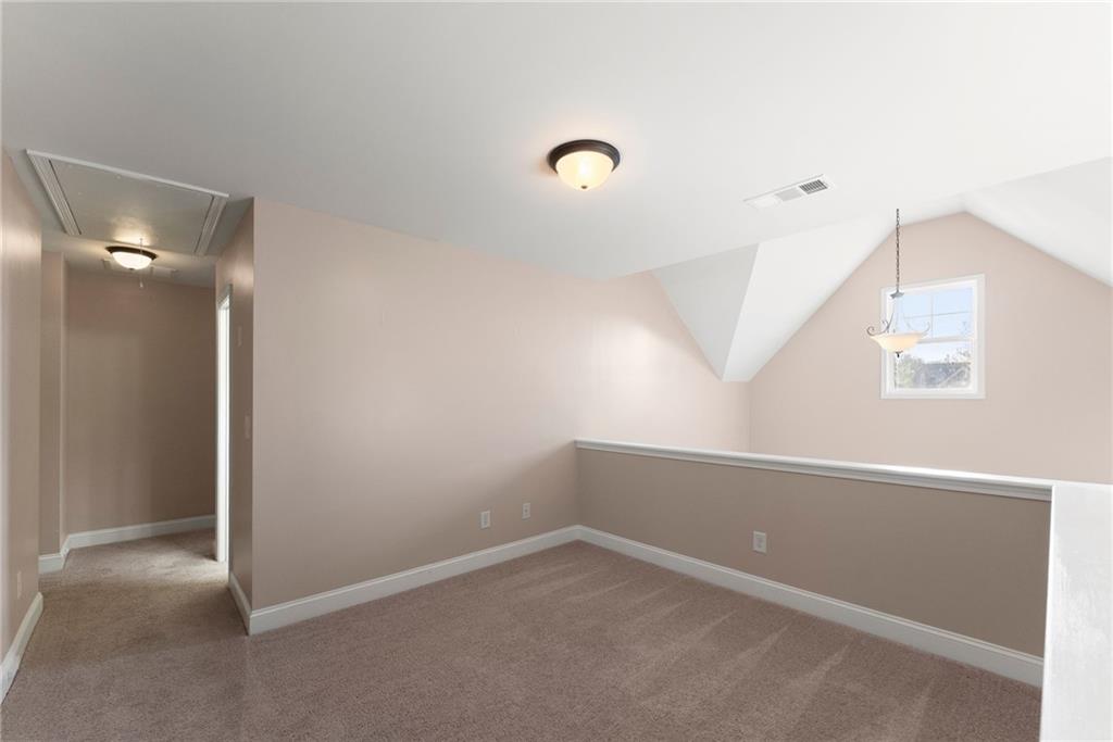 334 Red Cap Circle Property Photo 17