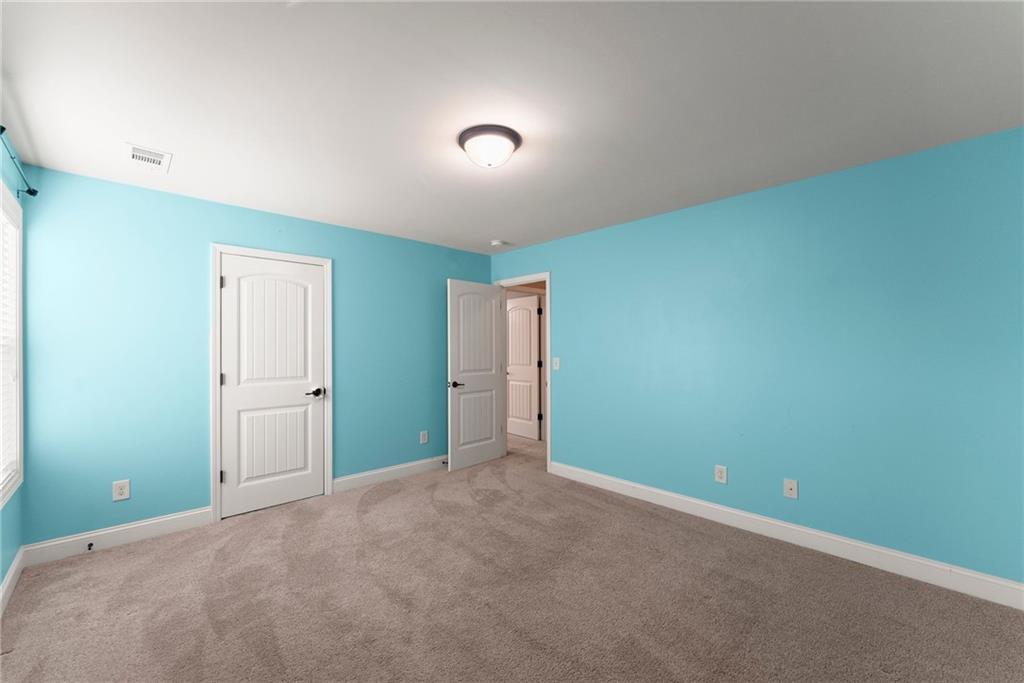 334 Red Cap Circle Property Photo 23