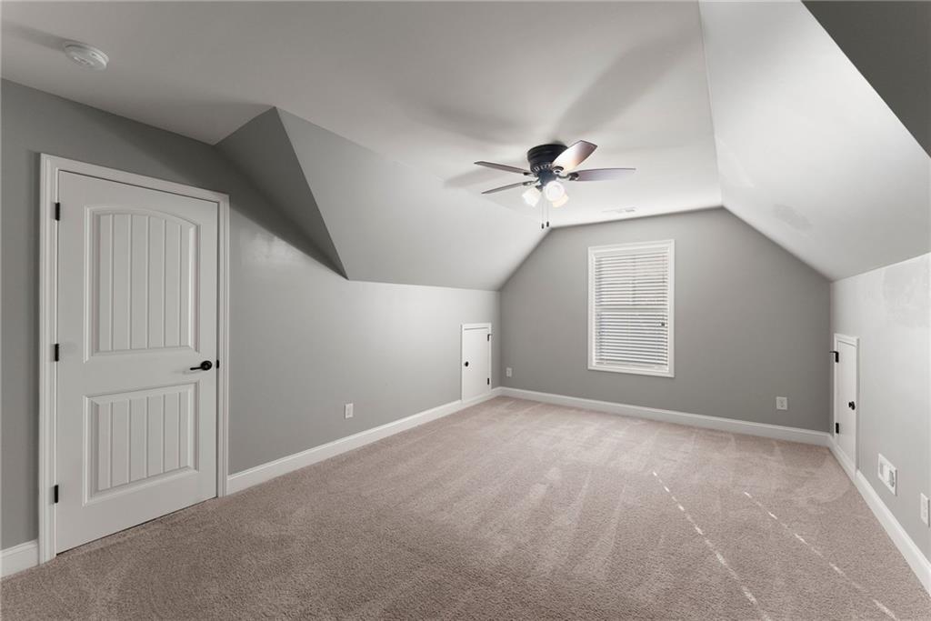 334 Red Cap Circle Property Photo 24