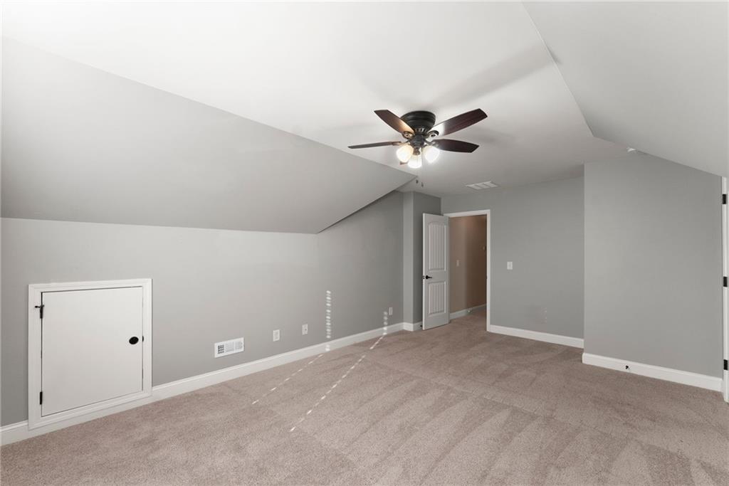 334 Red Cap Circle Property Photo 25