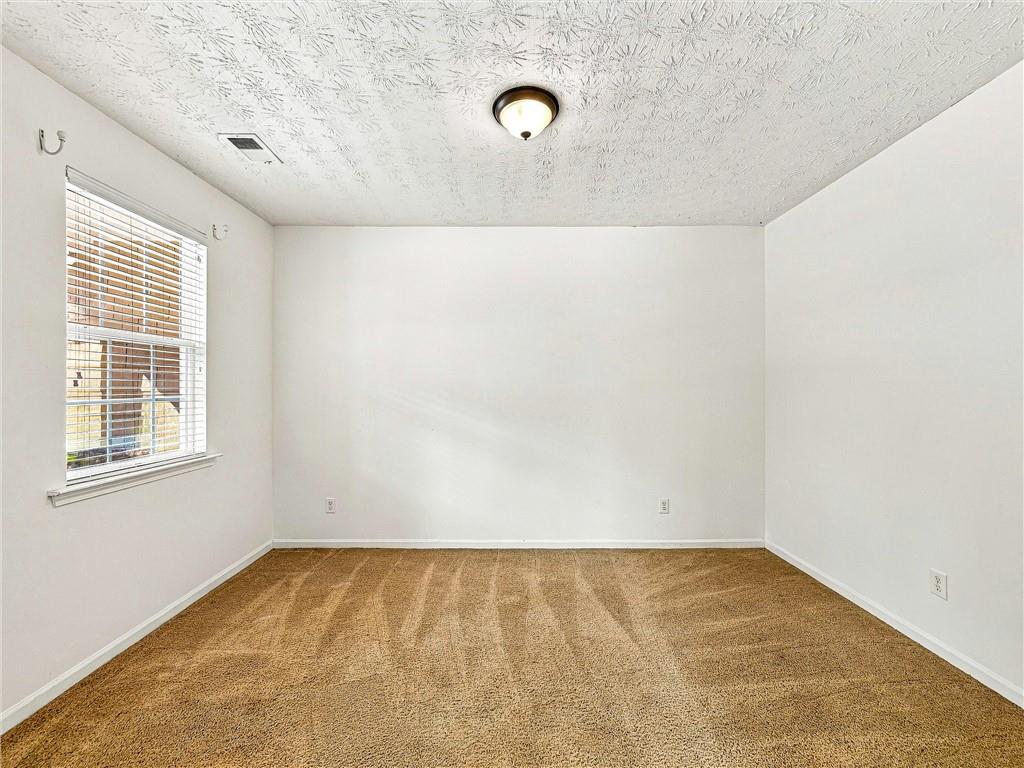6107 Chastain Way Property Photo 10