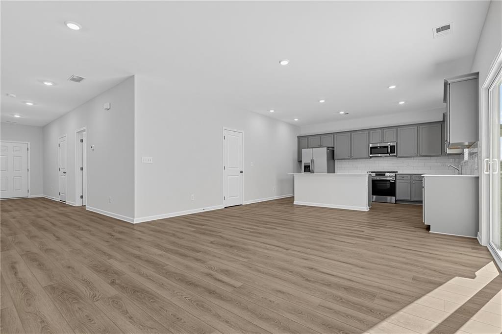 3875 Breton Cove Property Photo 5