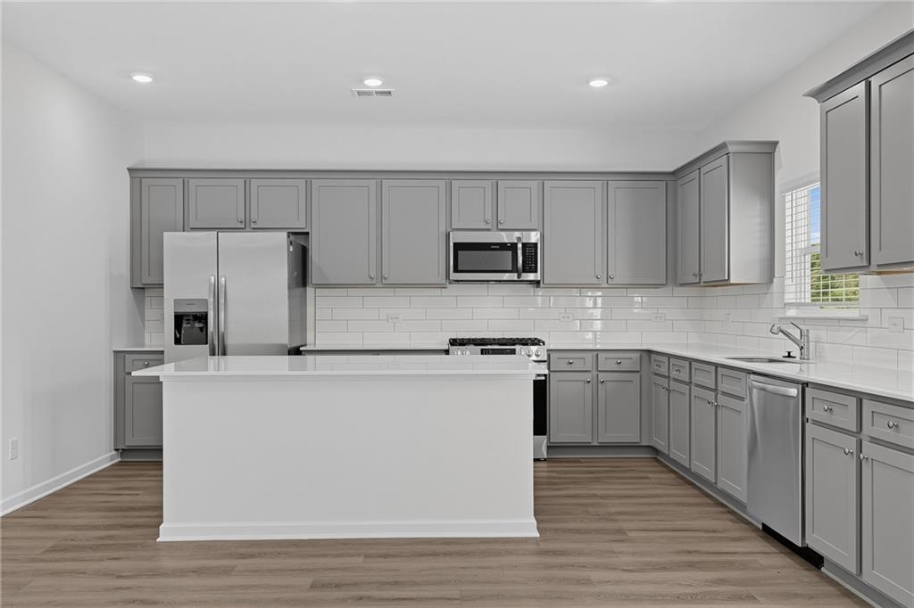 3875 Breton Cove Property Photo 10