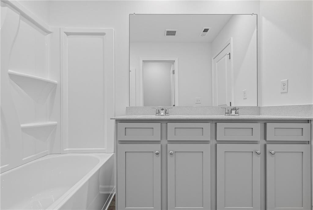 3875 Breton Cove Property Photo 13