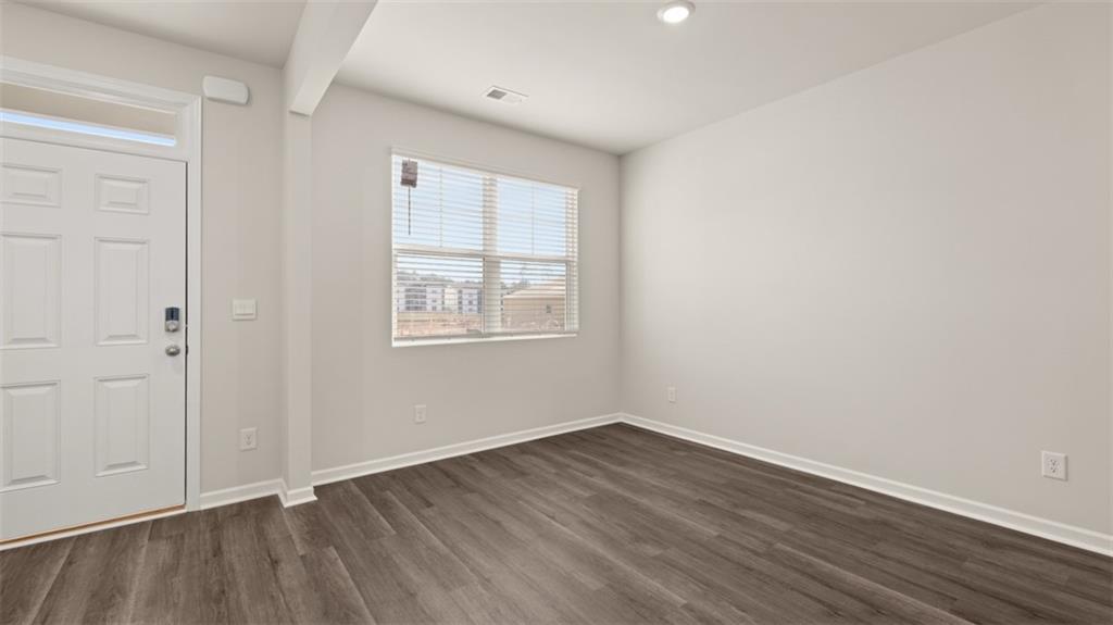 243 Bristol Boulevard Property Photo 4