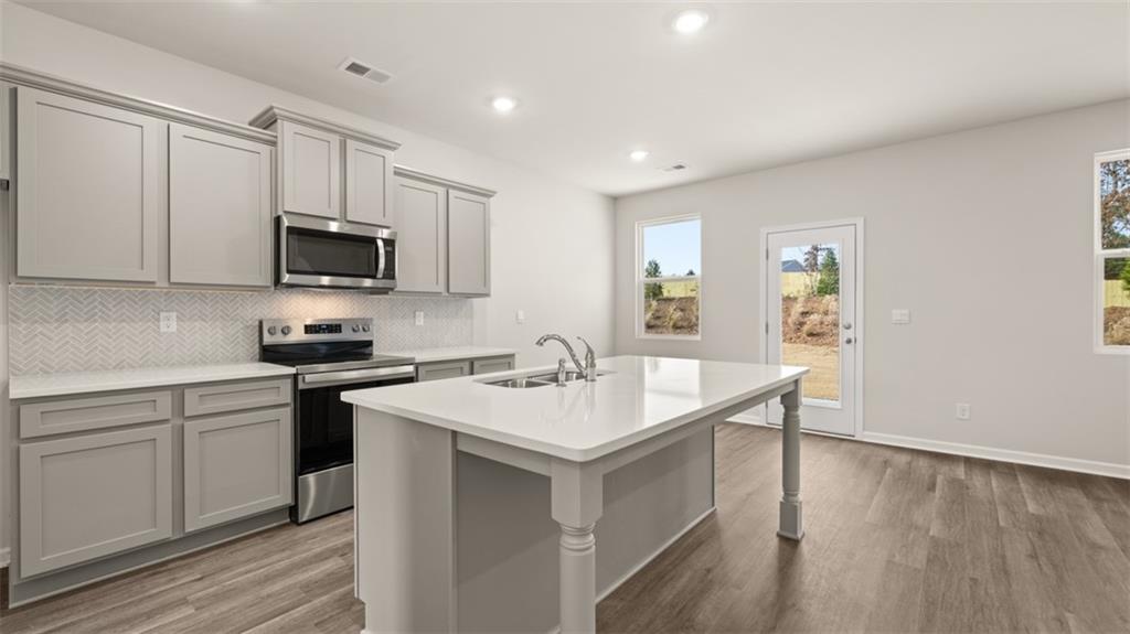 243 Bristol Boulevard Property Photo 7