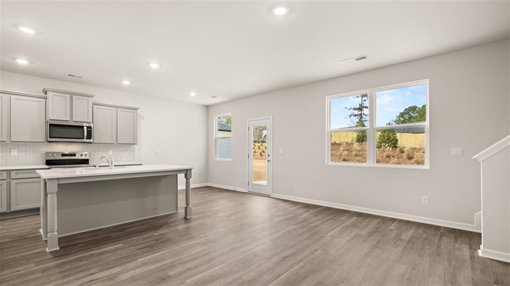 243 Bristol Boulevard Property Photo 18