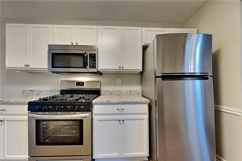 4332 Beaverton Circle Property Photo 4