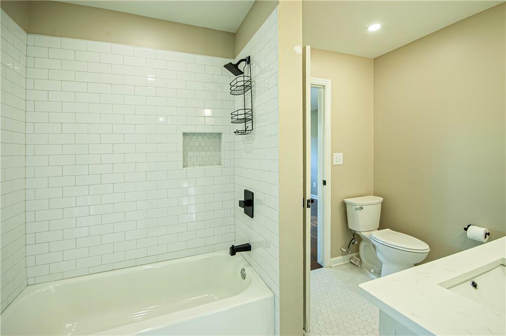 3680 Midvale Road Property Photo 24