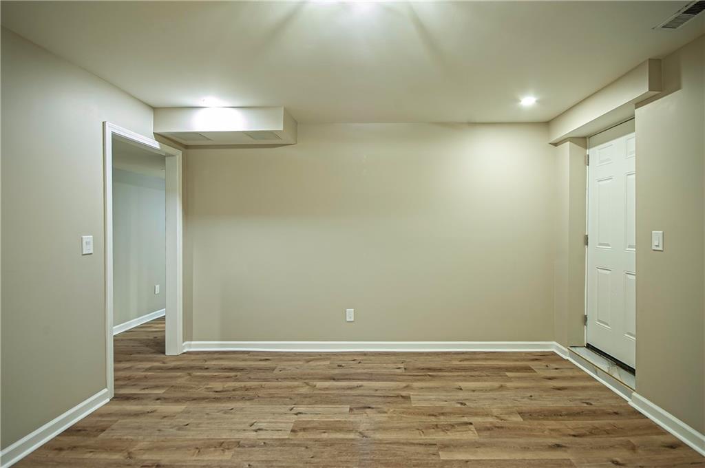 3680 Midvale Road Property Photo 26
