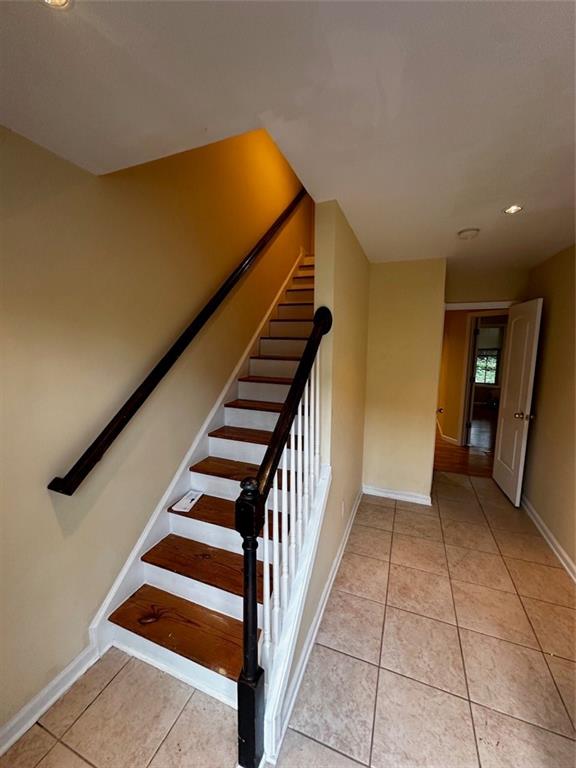 2132 Millgate Lane Property Photo 22