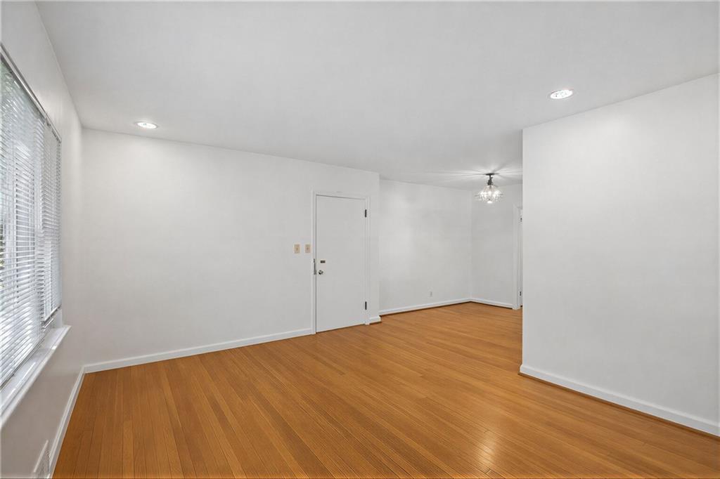 640 Webster Drive Property Photo 11