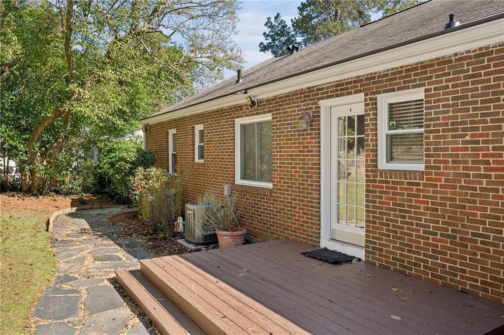 640 Webster Drive Property Photo 37