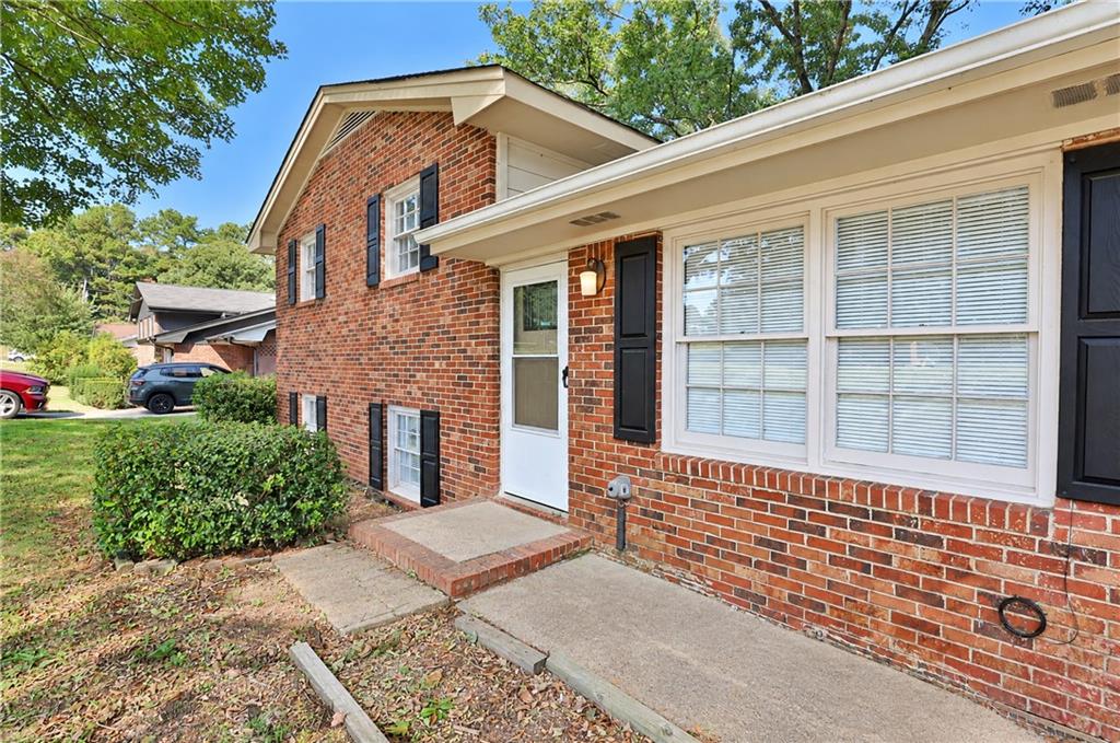 6370 Maddox Road Property Photo 4