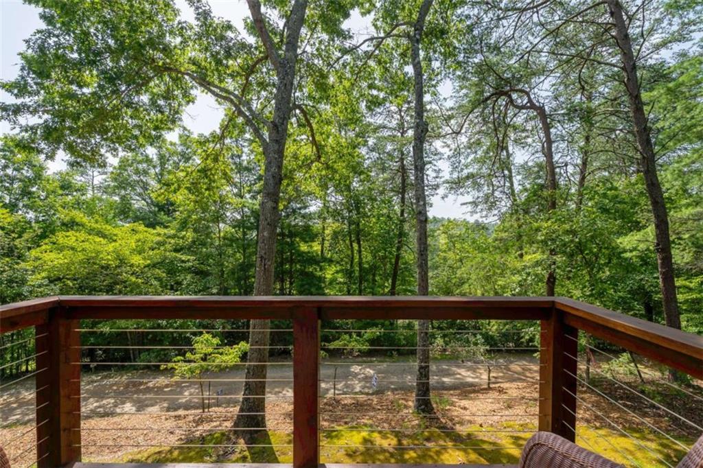 83 Riverview Circle Property Photo 16
