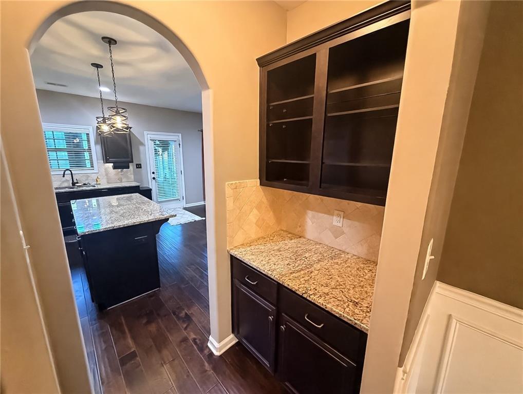 320 Cliffhaven Property Photo 9