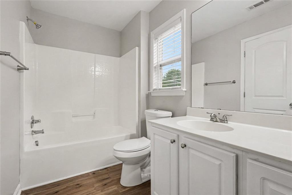 1300 Ethans Way Property Photo 22