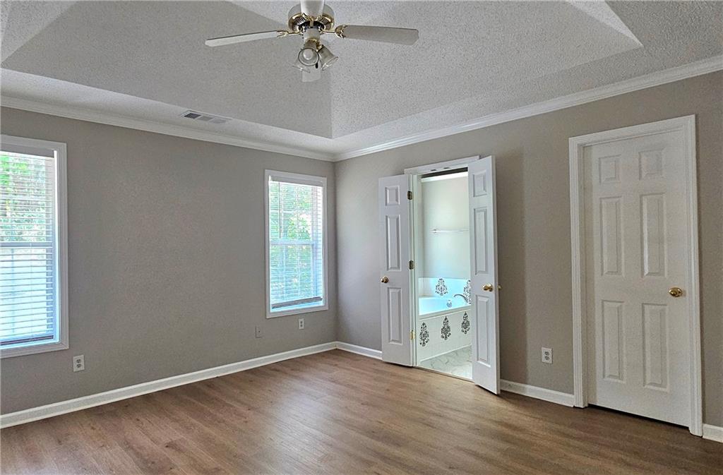 1030 Soaring Drive Property Photo 4