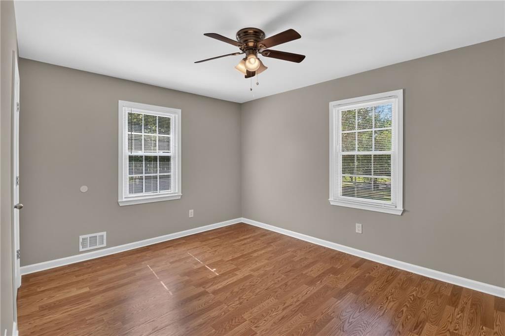 2932 Brett Circle Nw Property Photo 21
