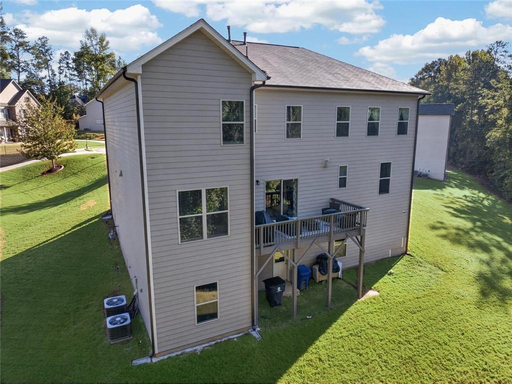 518 Eagles Point Property Photo 5