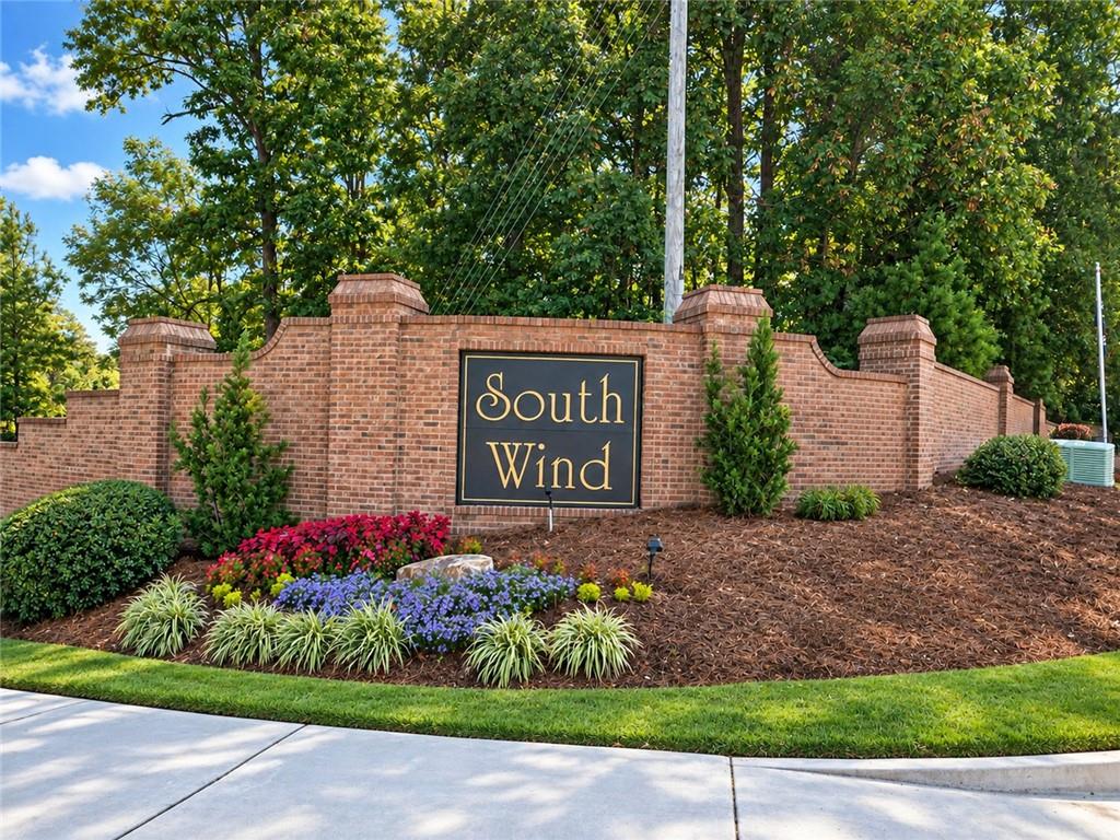 518 Eagles Point Property Photo 40