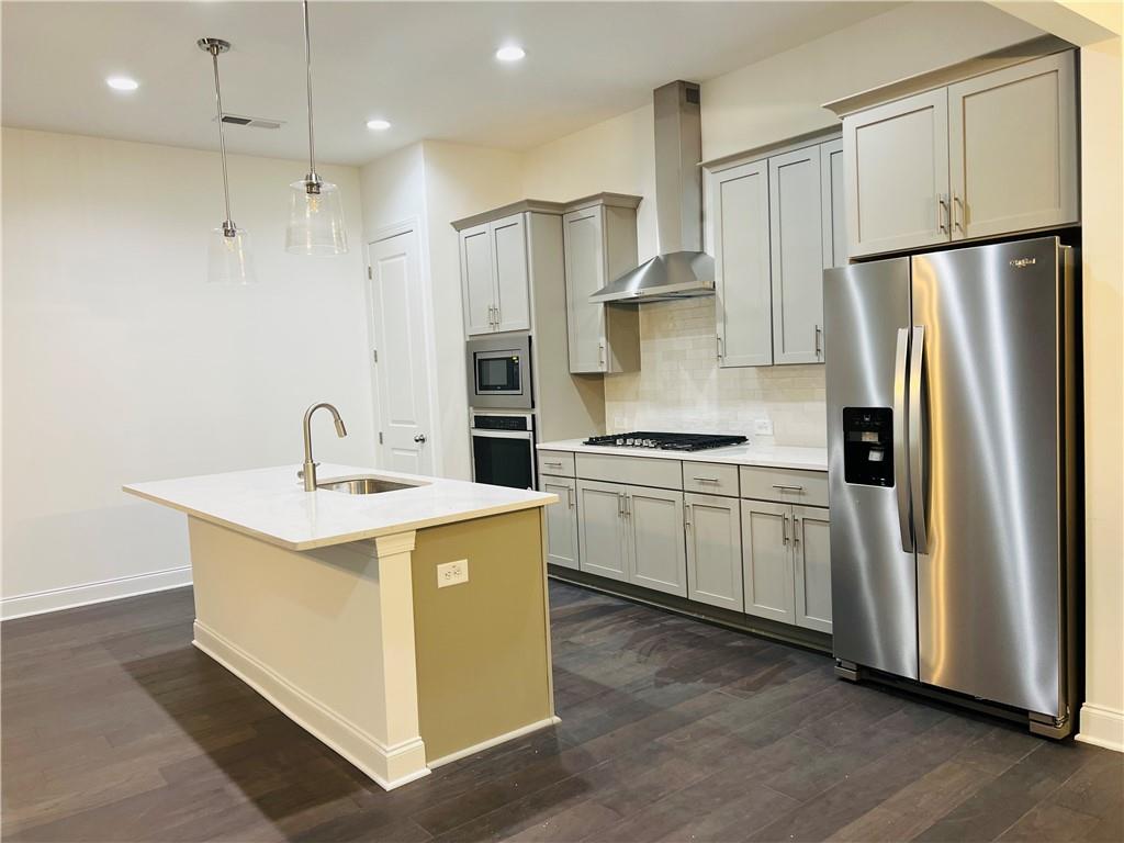 4381 Encore Blvd Property Photo 1