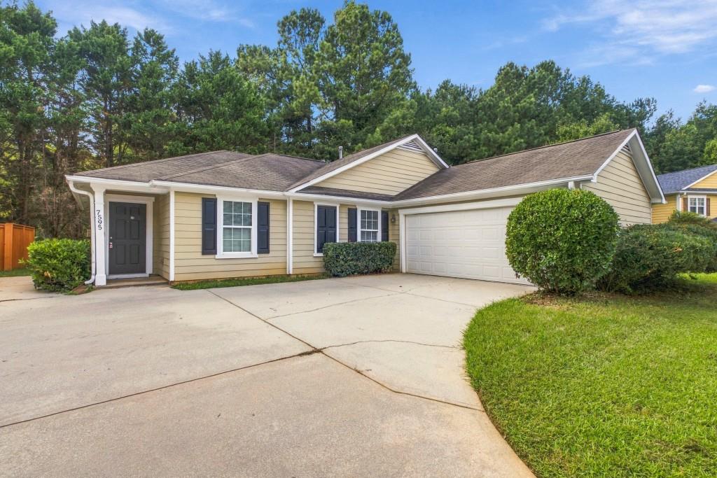 7595 Waverly Loop Property Photo 1