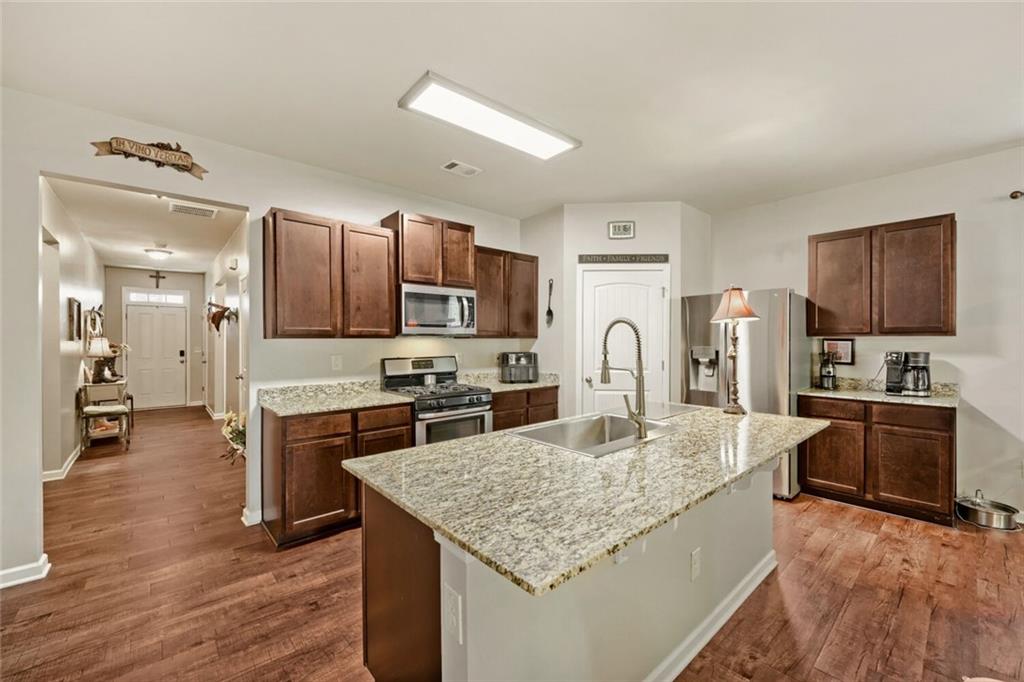 32 Westin Way Property Photo 12