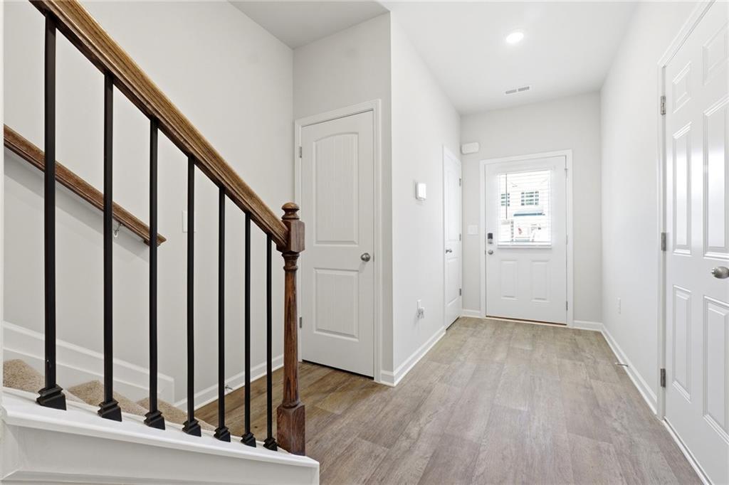115 Meadowview Drive Property Photo 4