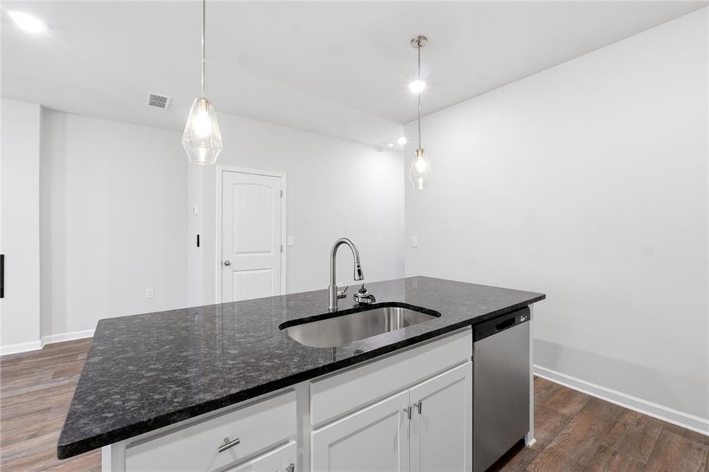115 Meadowview Drive Property Photo 8