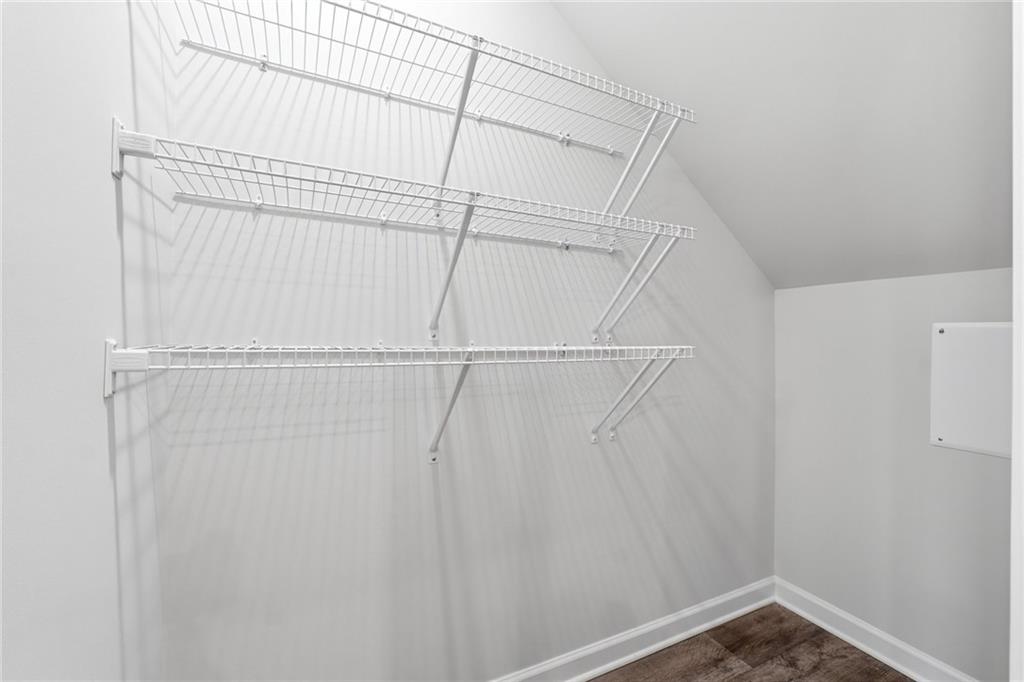 115 Meadowview Drive Property Photo 15