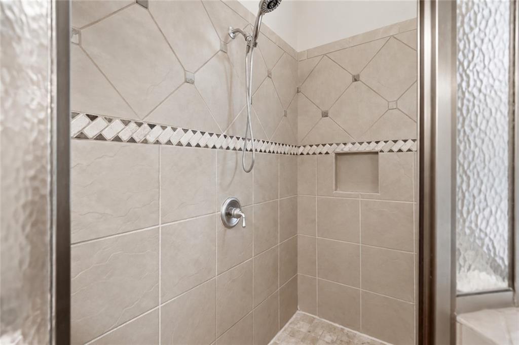 715 Crescent Circle Property Photo 36