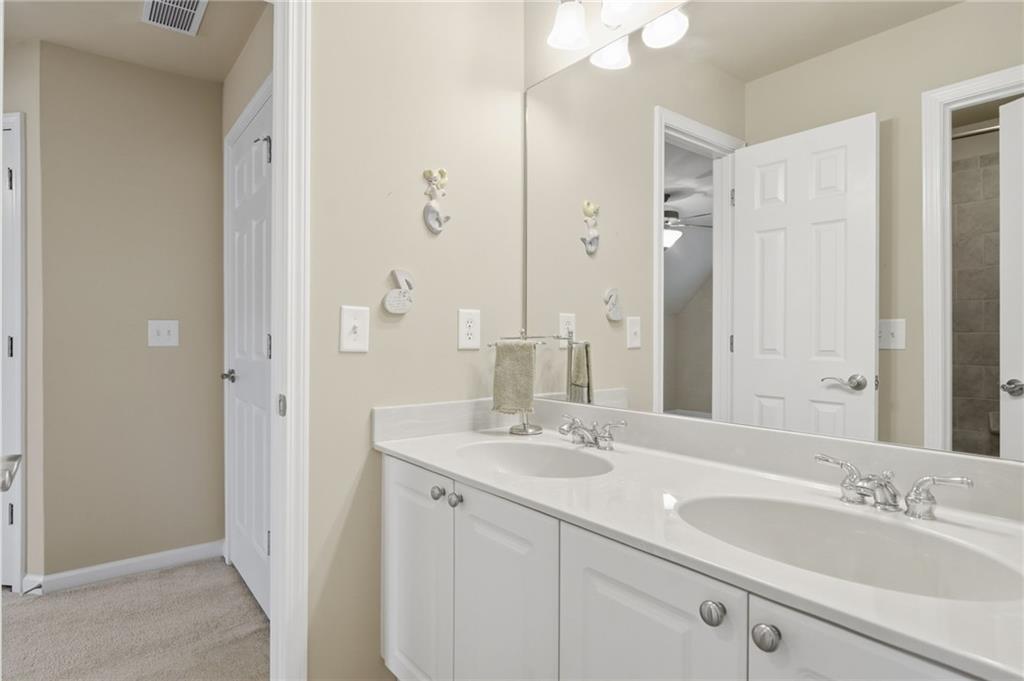 715 Crescent Circle Property Photo 48