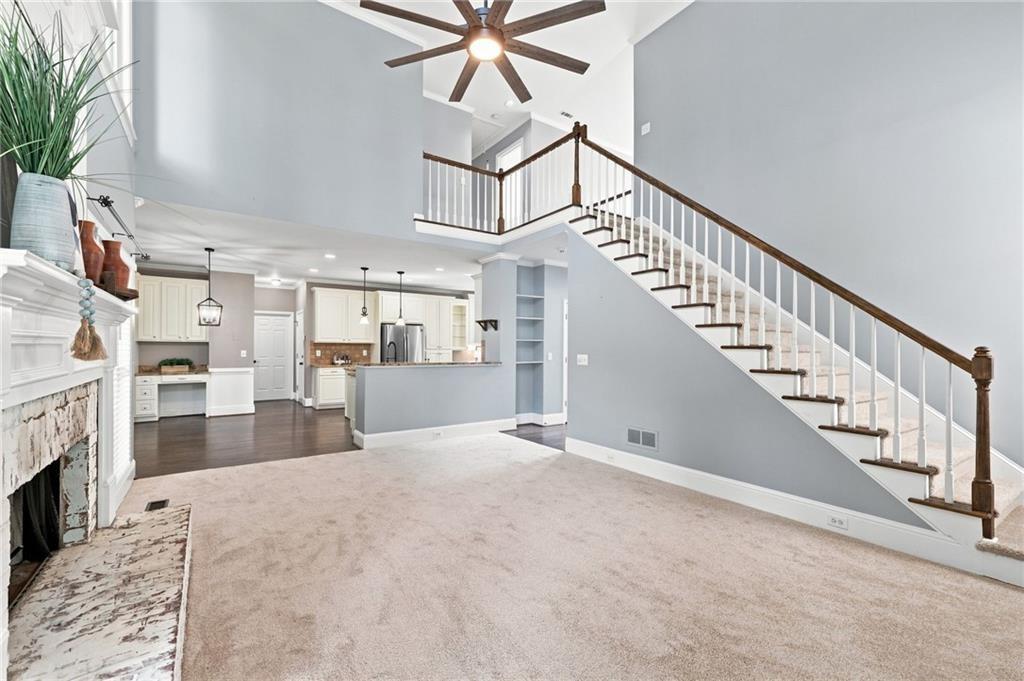 2015 Crossover Drive Property Photo 8