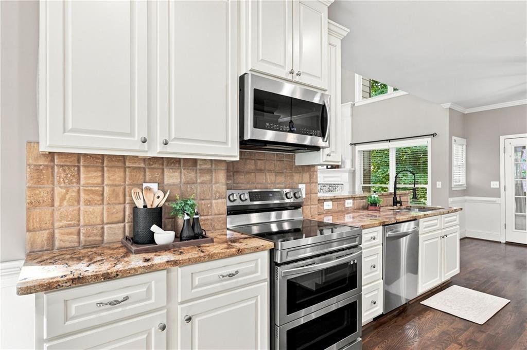 2015 Crossover Drive Property Photo 10