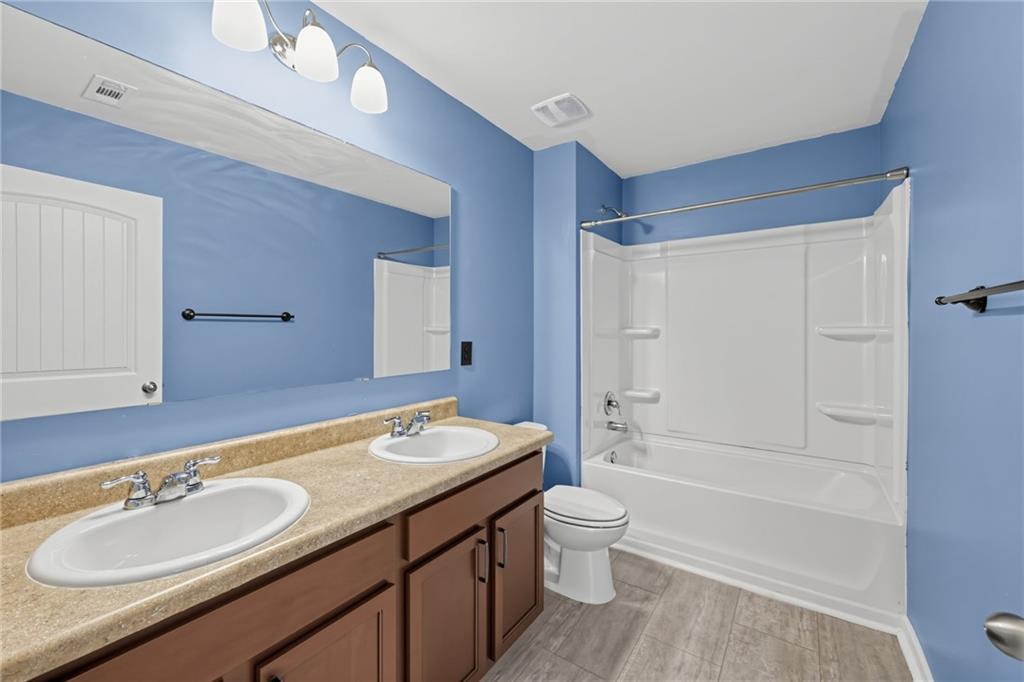 514 Altama Way Property Photo 2