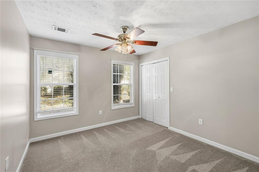 130 The Falls Boulevard Property Photo 11