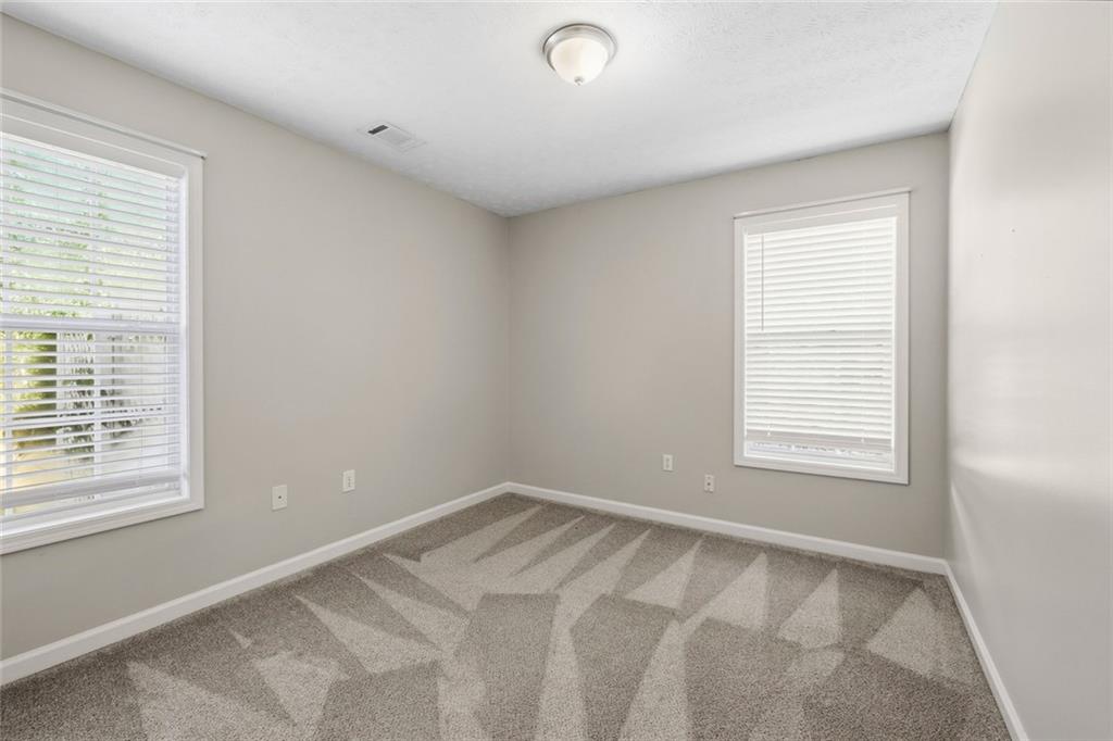 130 The Falls Boulevard Property Photo 15