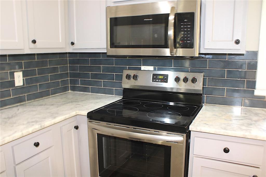3793 Poplar Drive Property Photo 10