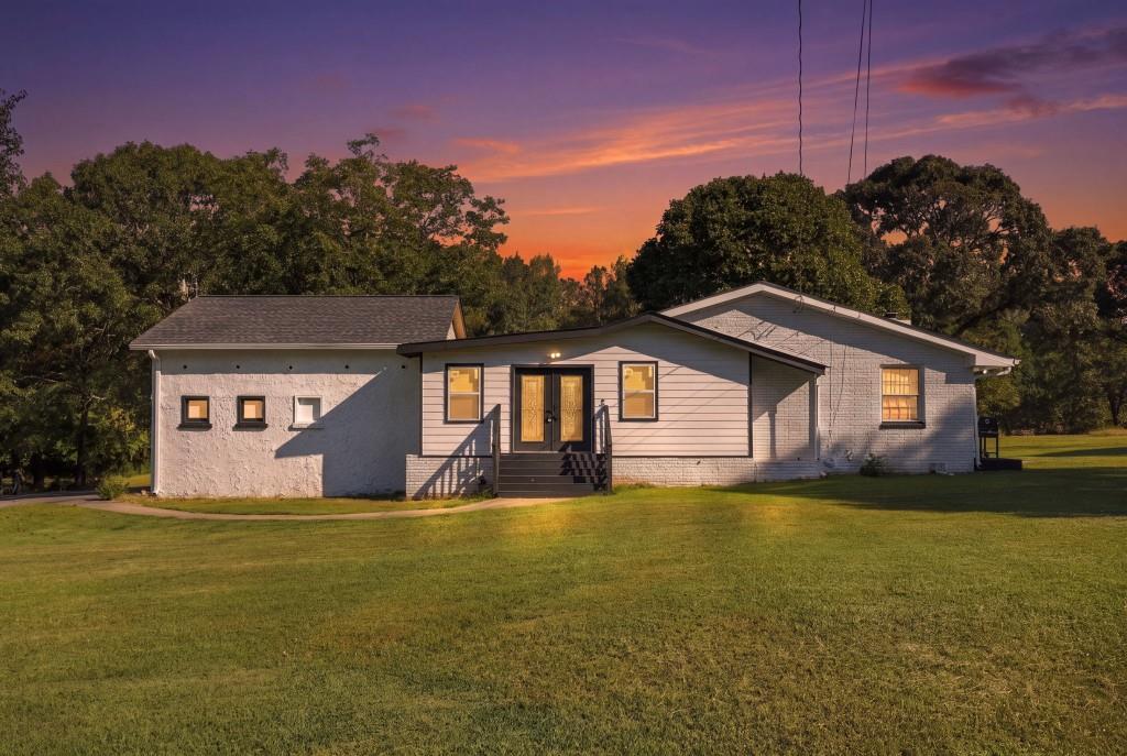 8736 Camp Road Property Photo 8