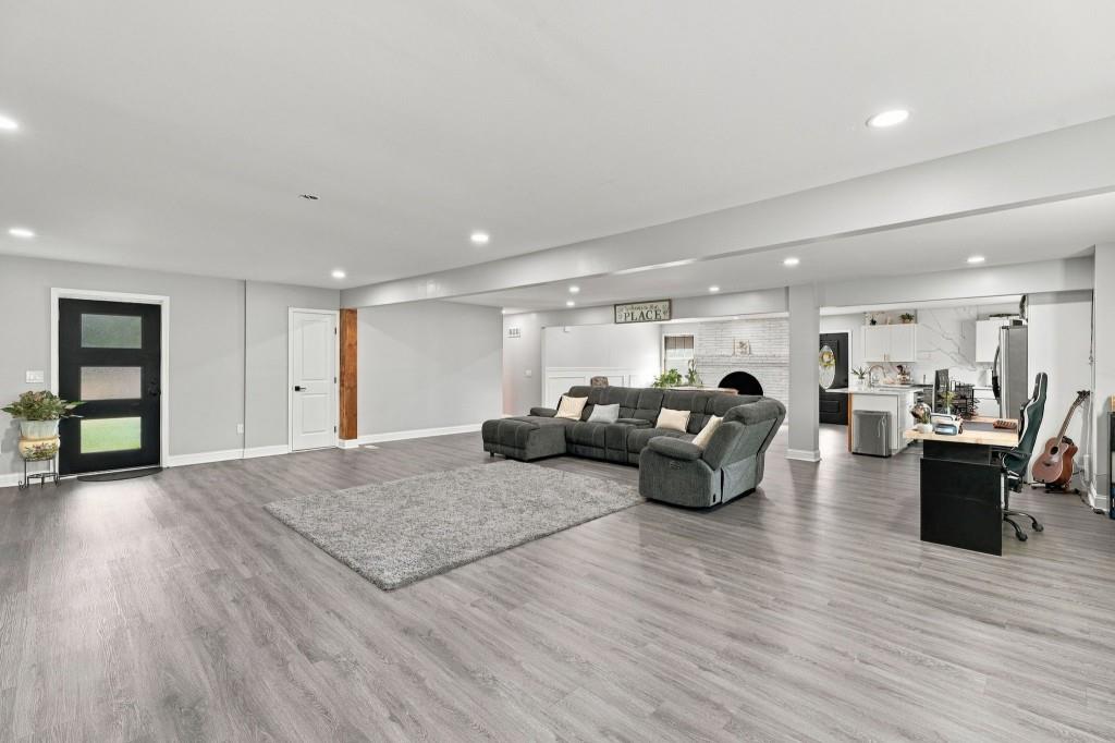8736 Camp Road Property Photo 10